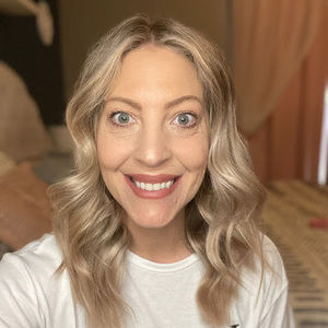 Meet your Posher, Deanna